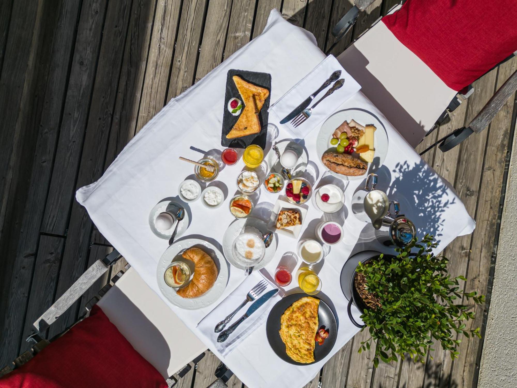 Swiss Alpine Hotel Allalin Zermatt Eksteriør bilde