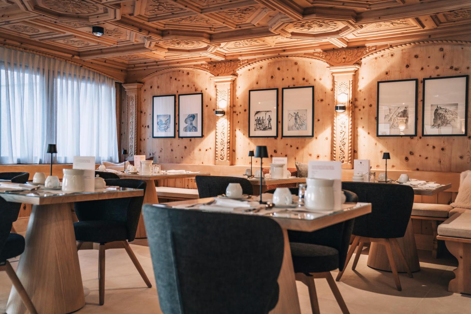 Swiss Alpine Hotel Allalin Zermatt Eksteriør bilde
