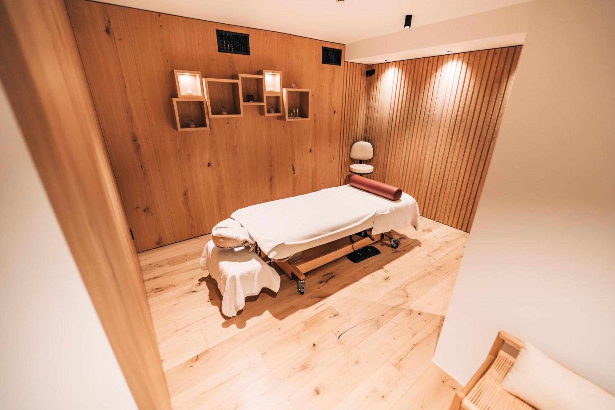 Swiss Alpine Hotel Allalin Zermatt Eksteriør bilde