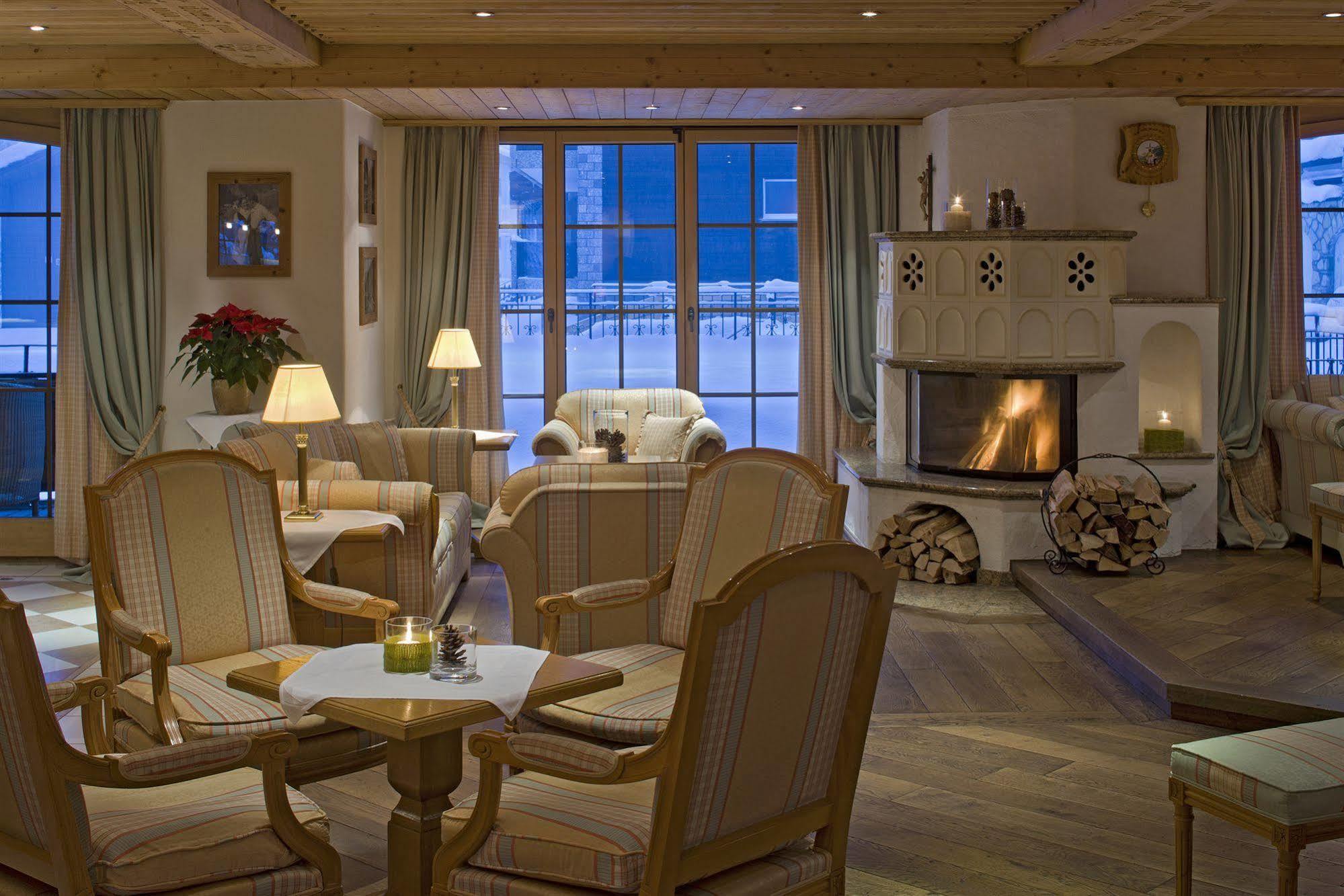 Swiss Alpine Hotel Allalin Zermatt Eksteriør bilde